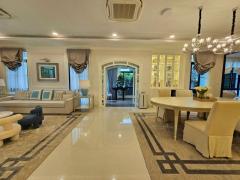 For sale/rent, single house, Super Luxury, 170 sq wa, 5 bedrooms, fully furnished. Nantawan-new Krungthep Kreetha, Saphan Sung District, Bangkok