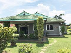 Sabai-Village-2-Pattaya-City,-Bang-Lamung,-Chonburi,-one-story-villa-house,-With-swimming-pool-Near-