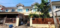 รหัส  N16578 SALE townhouse พฤกษาวิลล์ 16/1  26 ตร.วา 0 NGAN 0 RAI 1700000 BAHT. ไม่ไกลจาก การเดินทางสะดวก ใกล้ฟิวเจอร์พาร์ครังสิต โรงพยาบาลเอกปทุม ดรีมเวิล์ด โรงเรียนโชคชัย สนามบินดอนเมือง จุดขึ้น-ลงโทลเวย์วิภาวดีรังสิต ถนนวงแหวนรอบนอกตะวันออก(ทางด่