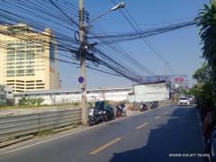 ขาย ที่ดินพระราม 4 เนื้อที่ 3-0-16 ไร่ ถนนคอนกรีตกว้างประมาณ 6-8 m. เขตทางกว้าง 20 m. หน้ากว้างติดถนน 121 m.-202409021813461725275626261.jpg