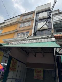 For rent: Building in a prime location in Sampeng. 出租：位于三聘黄金地段的建筑。ให้เช่าตึกทำเลทองสำเพ็ง ราคาพิเศษ 97,500 จองภายในสิ้นเดือนนี้ ทำเลดี ของถนนเยาวราช ตลาดเก่าเยาวราช ติดทั้ง สำเพ็ง และเยาวราช ทำเลดีมาก เหมาะกับขายของ คนเดินผ่านเยอะ-202502091645511739094351771.jpeg