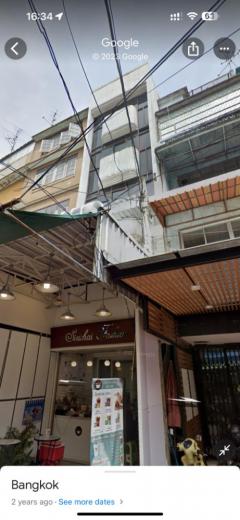 For rent: Building in a prime location in Sampeng. 出租：位于三聘黄金地段的建筑。ให้เช่าตึกทำเลทองสำเพ็ง ราคาพิเศษ 97,500 จองภายในสิ้นเดือนนี้ ทำเลดี ของถนนเยาวราช ตลาดเก่าเยาวราช ติดทั้ง สำเพ็ง และเยาวราช ทำเลดีมาก เหมาะกับขายของ คนเดินผ่านเยอะ-202502091645571739094357703.jpeg